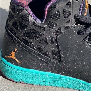 COPY - Super rare Teal and black Jordan’s 🔥🔥🔥